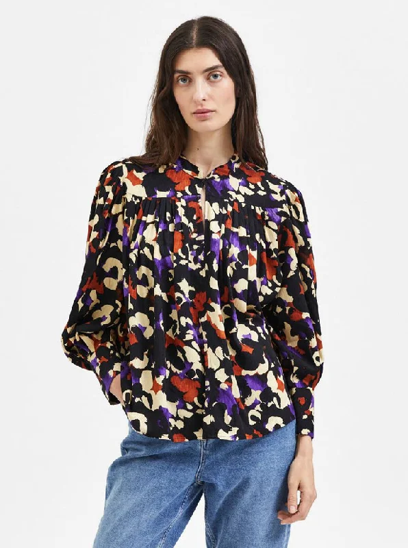 Selected Femme Holda Printed Blouse in Black Satin Bow Blouse