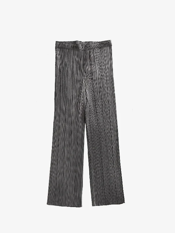 PLEATS PLEASE ISSEY MIYAKE - Women Basics Short Pants Relaxed Fit Trousers