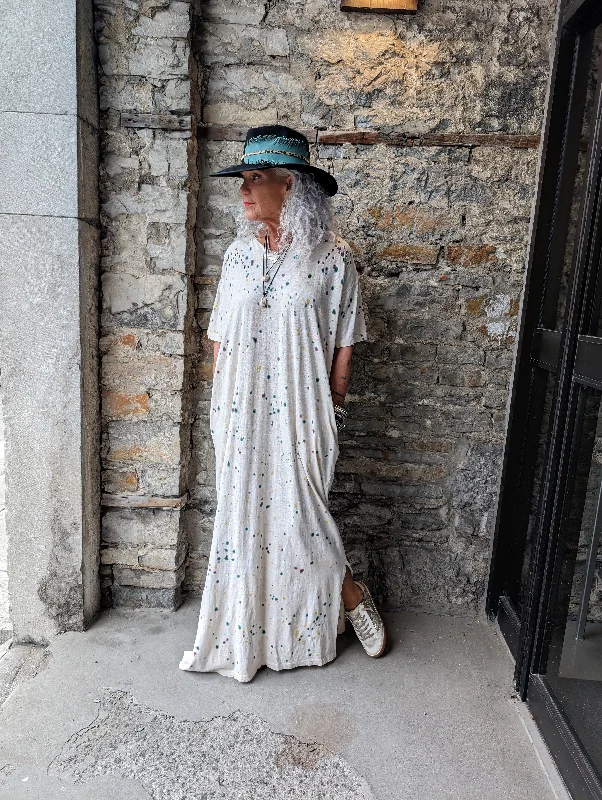 Oversized and Relaxed 100% cotton mineral wash maxi t-shirt dress: Oatmeal Zippered Buttoned Snapped