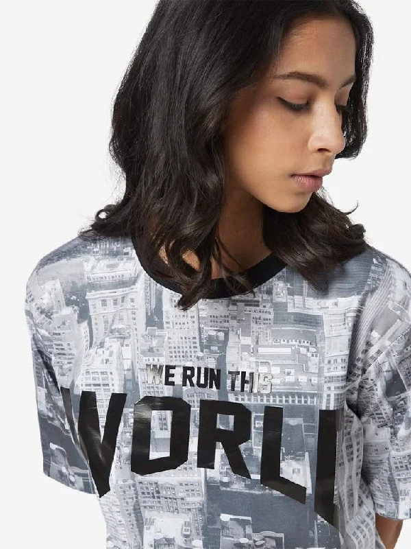 Studiofit Grey Scenic Pattern Crop T-Shirt Zippered Buttoned Snapped