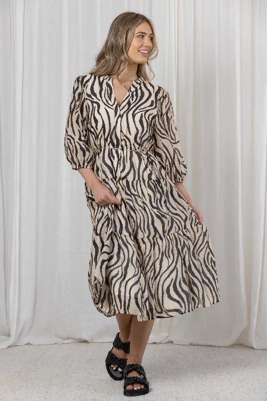 LEYA TIERED MAXI DRESS - Animal print Classic Strapless Maxi Dress