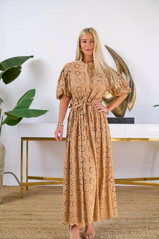 Puff Sleeve Eyelet Maxi Dress Elegant Maxi Dress with Belt