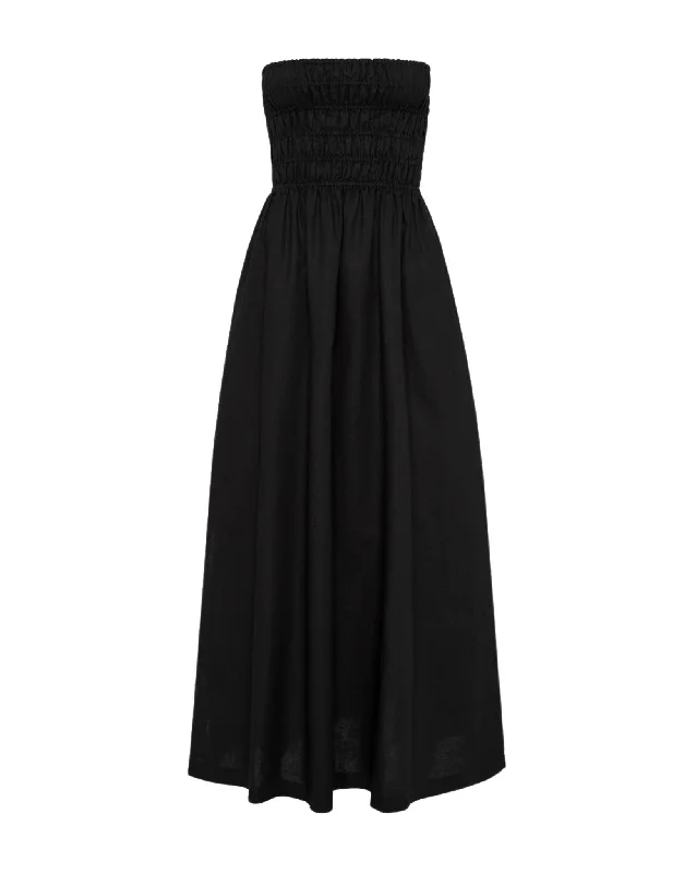 Zuri Maxi Dress Elegant Maxi Dress with Pockets