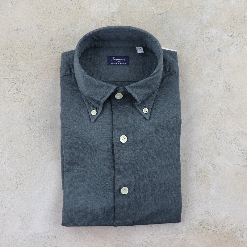 Cotton-Silk Flanella Sport Shirt in Evergreen Front Pockets Side Pockets Patch Pockets