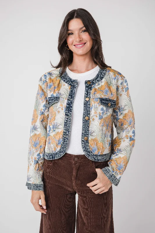 AnnieWear Floral Jacquard Denim Contrast Jacket Zippered Jacket Buttoned Jacket Snapped Jacket AnnieWear Floral Jacquard Denim Contrast Jacket Zippered Jacket Buttoned Jacket Snapped Jacket