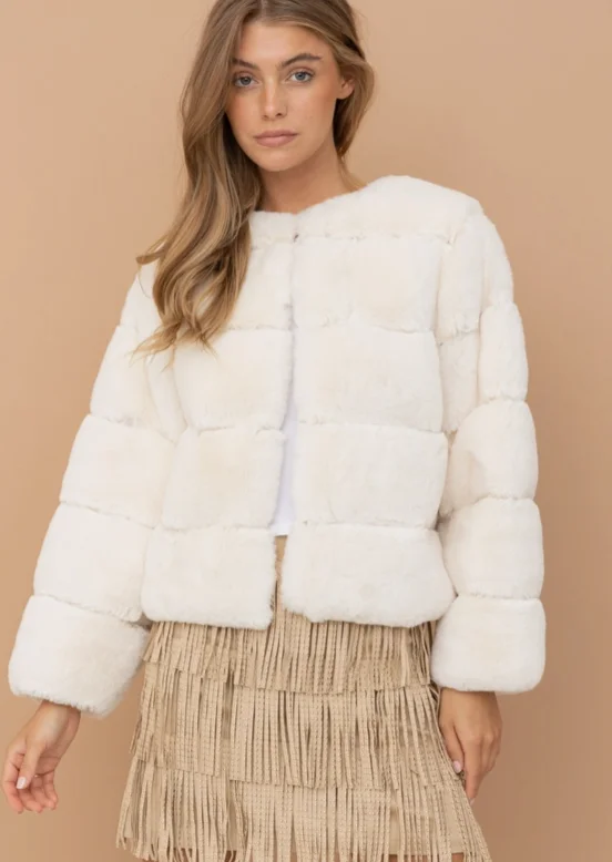 Ella Fur Jacket Ivory Stand-Up Collar Roll-Neck Collar Turtle Neck
