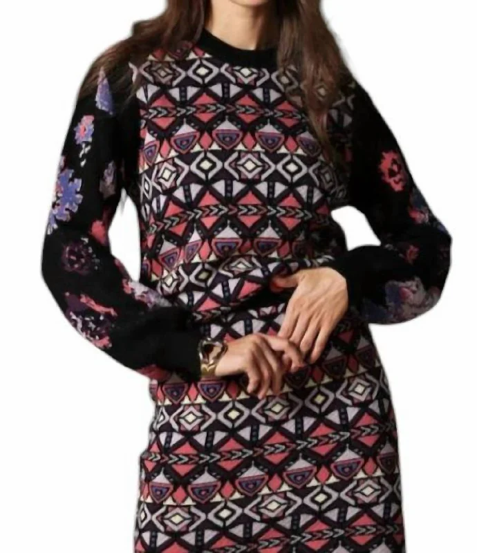 Arianna Pullover Sweater In Tribal Zippered Buttoned Snapped