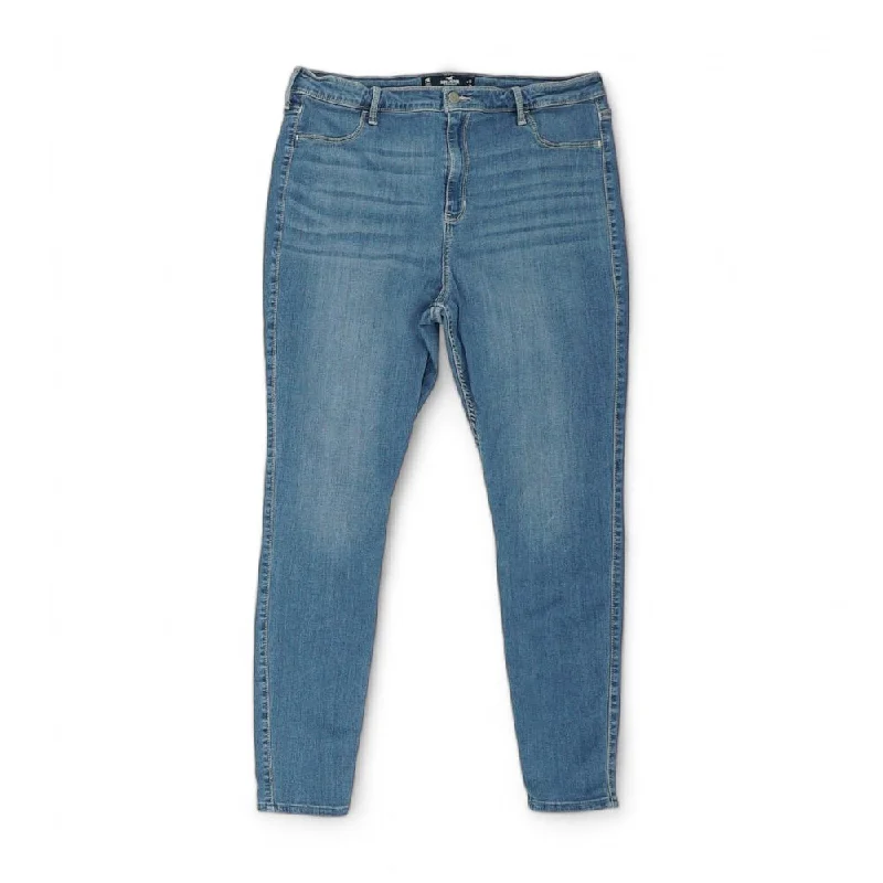 Blue Solid High Rise Jeans Cozy Relaxed Fit Denim Jeans