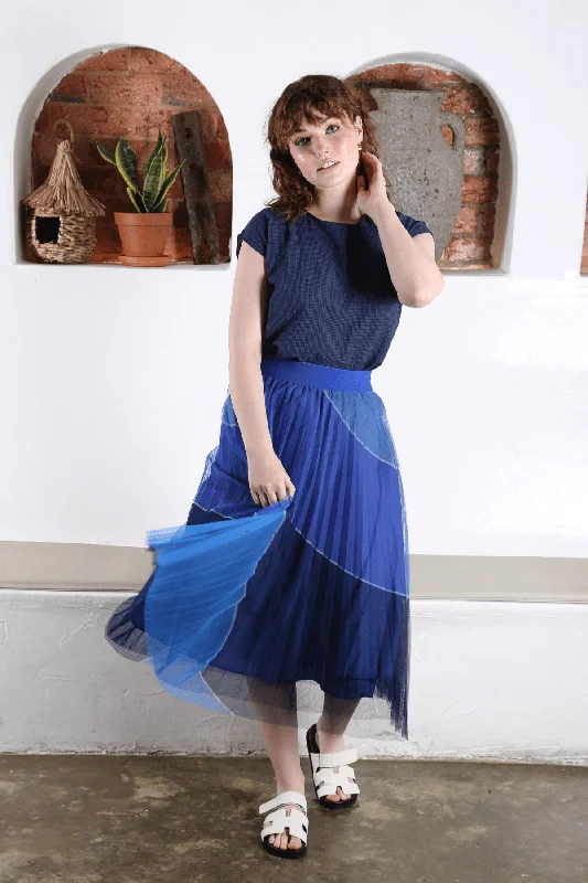 McQueen Tulle Skirt Reef Blue cashmere skirt fine