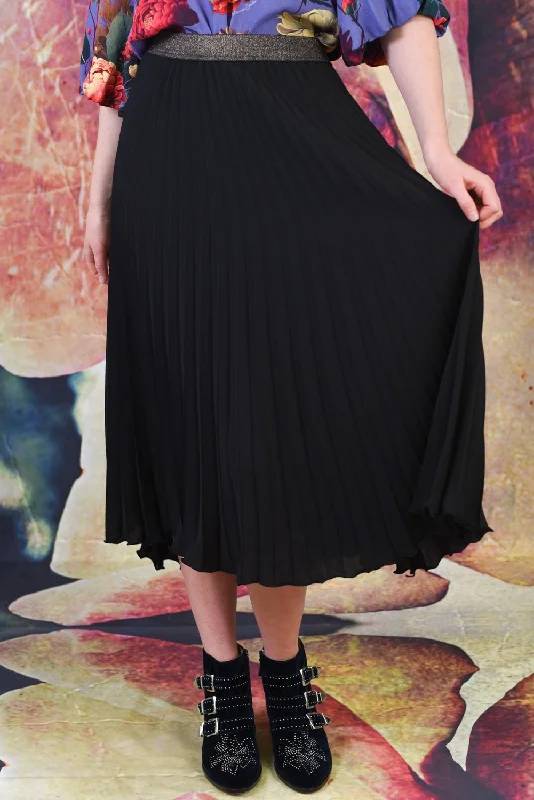 Mila Skirt - Black leather skirt bold