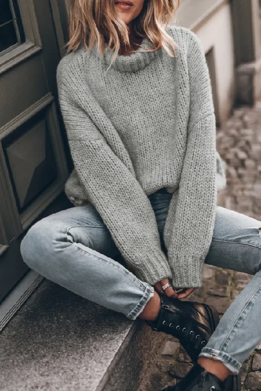 Oversize turtleneck sweater, light gray Welt Pockets Slit Pockets Flap Pockets